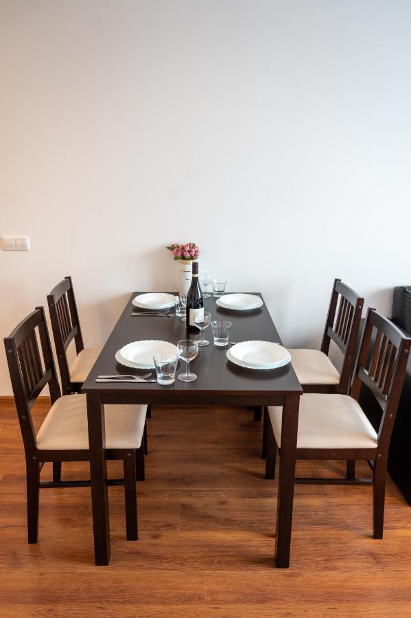 Sunny 1Bdr Apartment Near Center Σόφια Εξωτερικό φωτογραφία