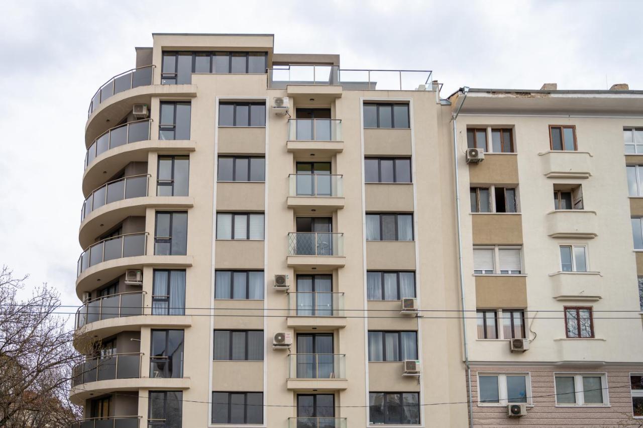 Sunny 1Bdr Apartment Near Center Σόφια Εξωτερικό φωτογραφία