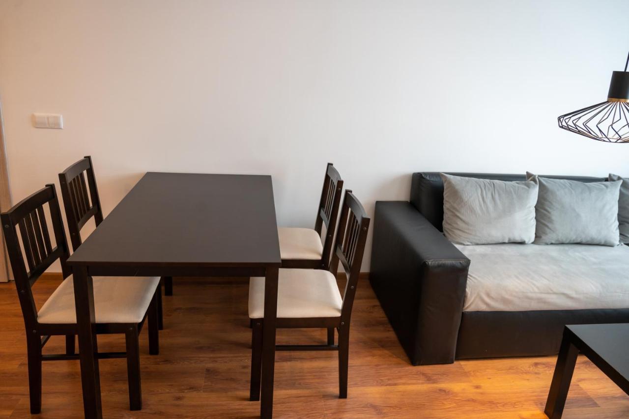 Sunny 1Bdr Apartment Near Center Σόφια Εξωτερικό φωτογραφία